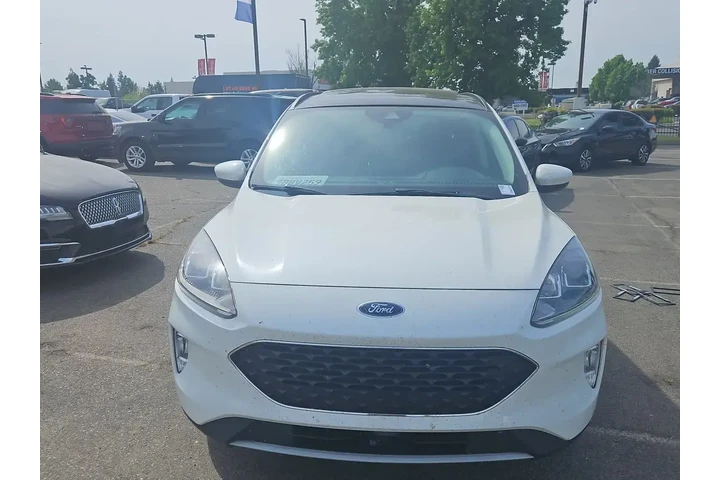 $18000 : Ford Escape Plug-In Hybrid 2 image 4