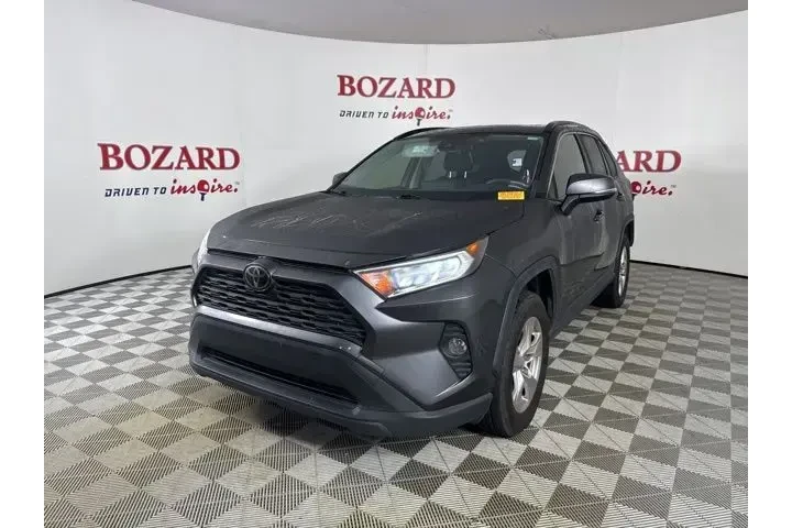 $20000 : Toyota RAV4 2019 XLE 4dr SUV image 4