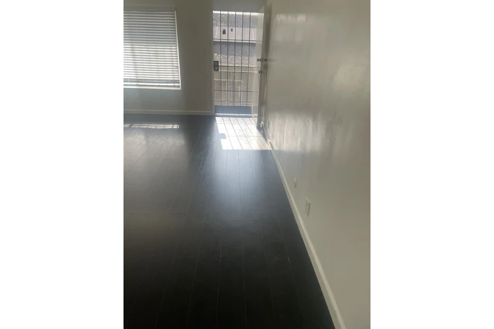 $2400 : Super amplio 2 recamaras 1 B image 1