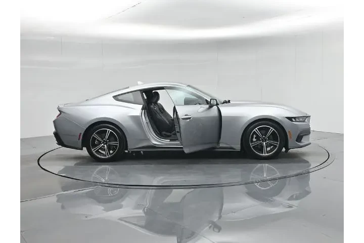 $28900 : Ford Mustang 2024 EcoBoost P image 5