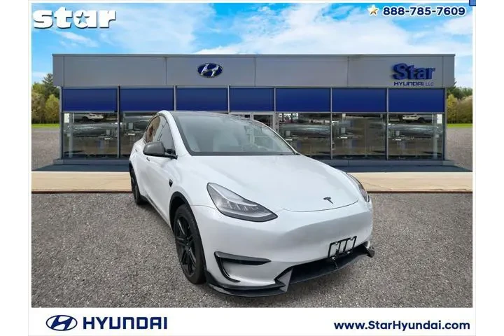 $27995 : Tesla Model Y 2023 AWD Long image 1