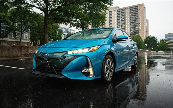 $24000 : 2017 TOYOTA PRIUS PRIME image 8