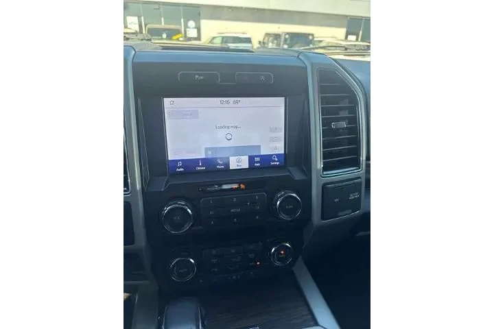 $33164 : Ford F-150 2019 4x4 Lariat 4 image 10