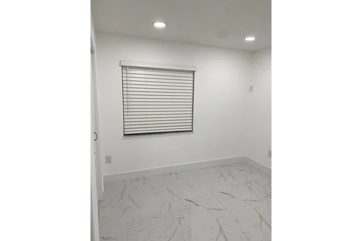 $1850 : Renta de apartamento  2/1 image 4