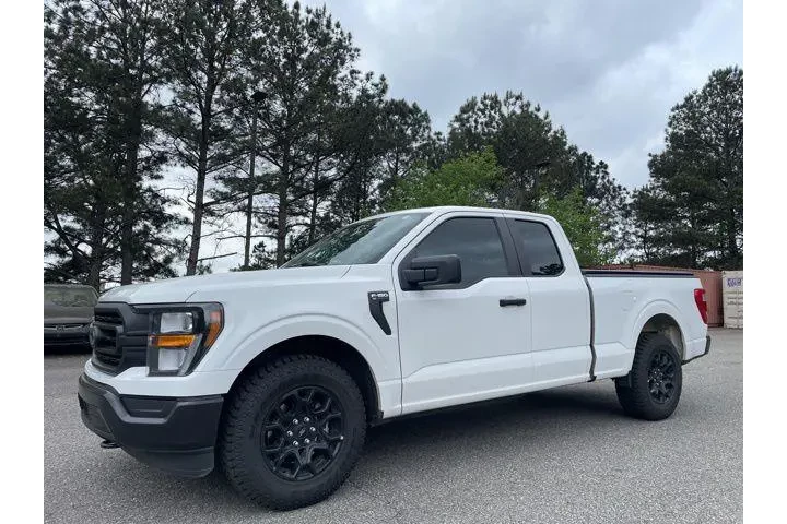 $33039 : Ford F-150 2023 4x2 XL 4dr S image 7