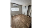Cypress-Cuarto con parking en Orange County
