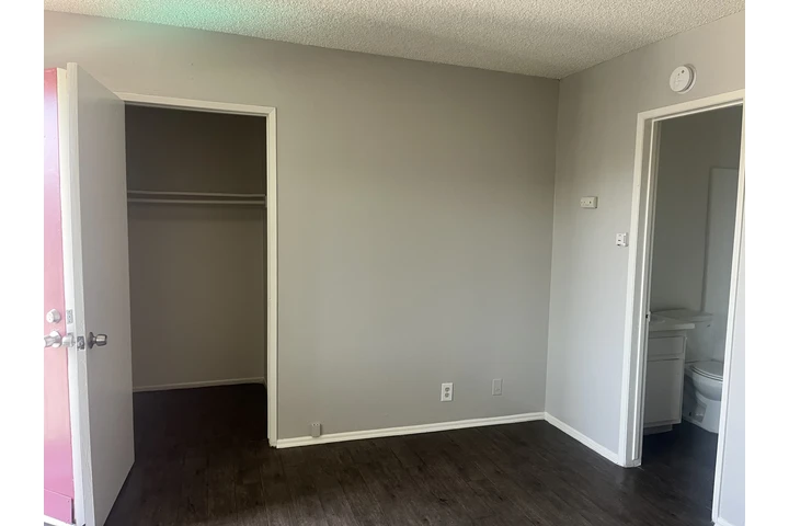 $1595 : For rent apt image 6
