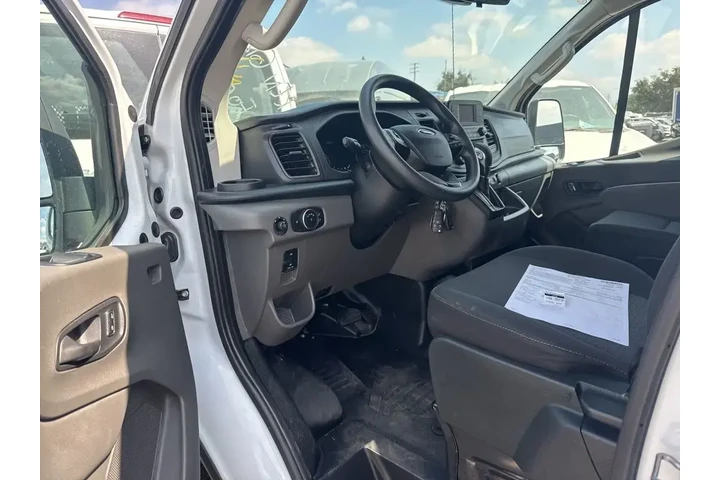 $34000 : Ford Transit 2023 250 3dr LW image 6