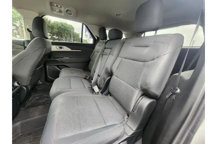 $35998 : Ford Explorer 2025 Active 4d image 10