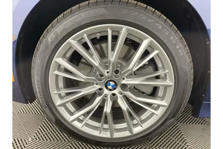 $36943 : BMW 3 Series 2023 AWD 330i x image 8