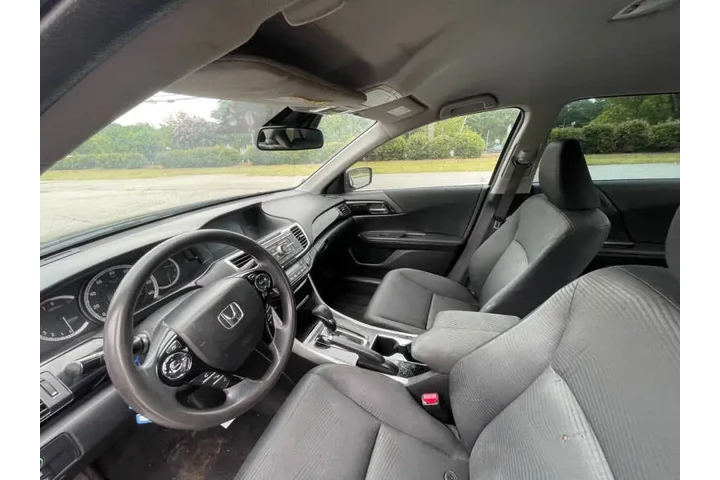 $16000 : 2016 Accord LX w/ Sensing image 8