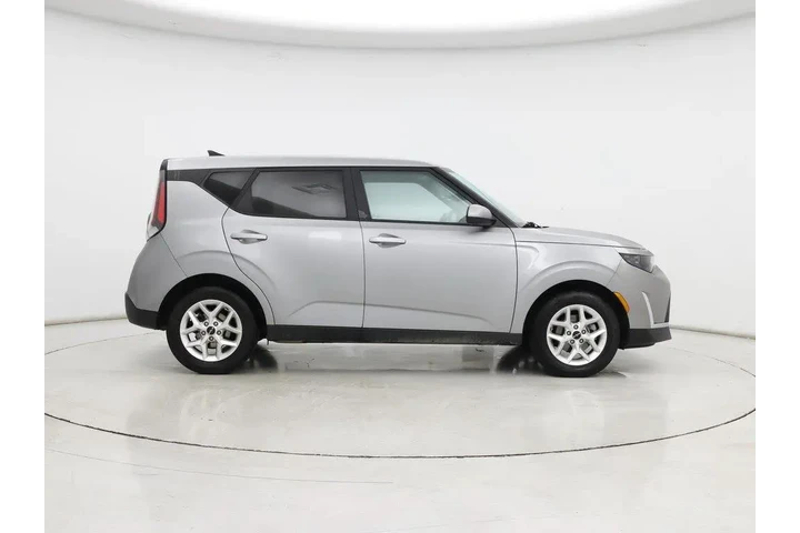 $16998 : Kia Soul 2024 LX 4dr Crossov image 7