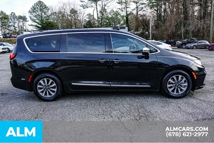 $26920 : Chrysler Pacifica Plug-In Hy image 7