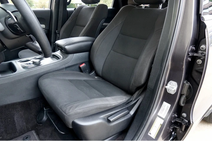 $7500 : 2016 Durango SXT image 6