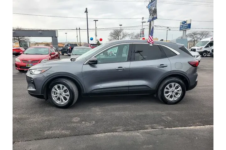 $23922 : Ford Escape 2023 AWD Active image 5