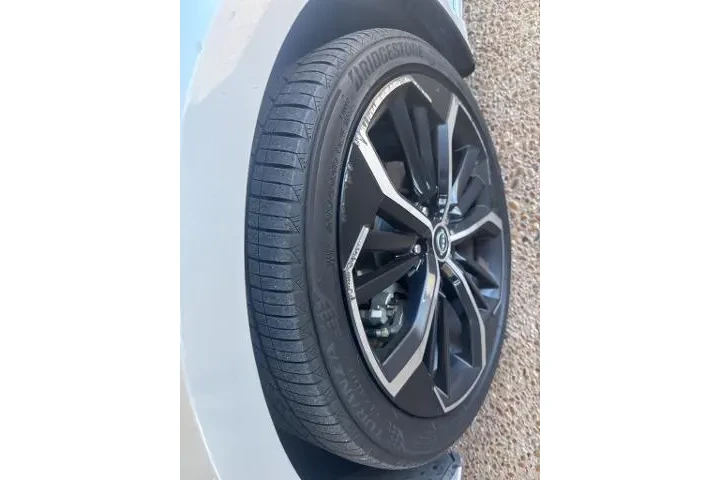 $20200 : Nissan Altima 2024 2.5 SR 4d image 3