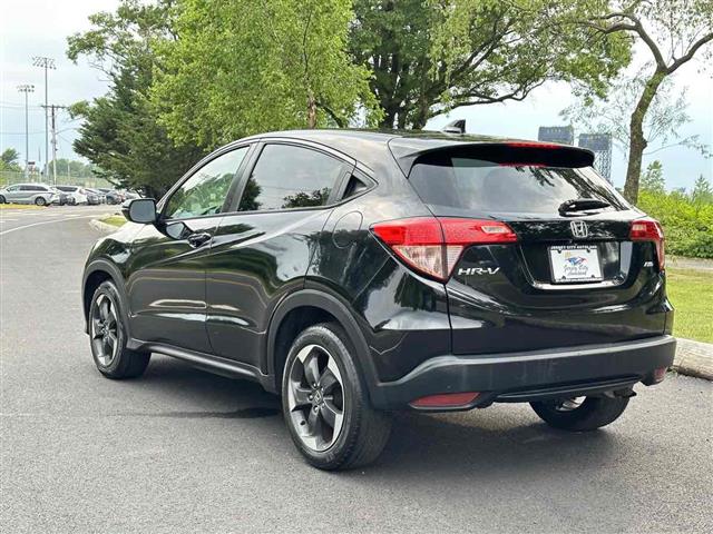 2018 HR-V EX image 5