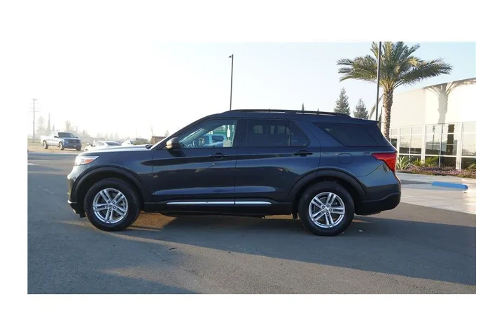 $24984 : 2023 Explorer XLT image 9