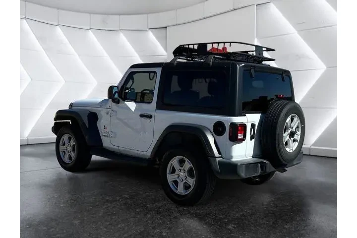 Jeep Wrangler 2020 4x4 Sport image 10