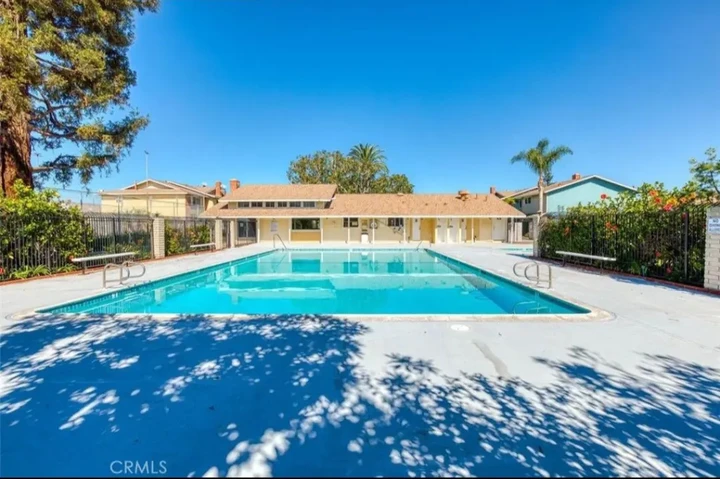 $1200 : RECAMARA EN RENTA image 8