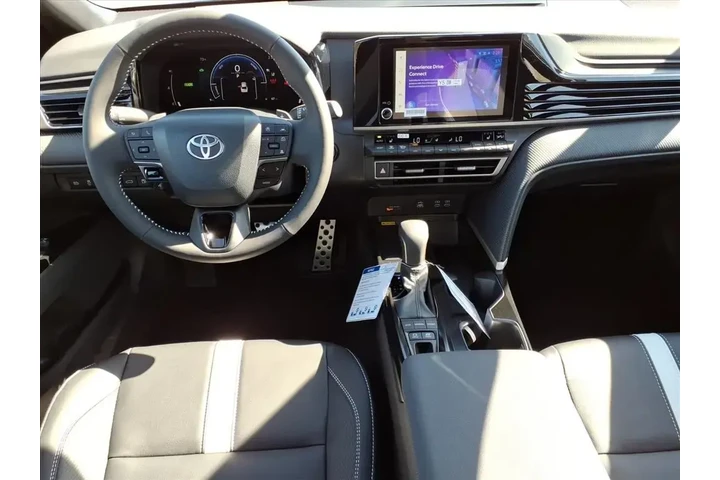 $31999 : Toyota Camry 2026 AWD SE 4dr image 9