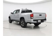 $32998 : Toyota Tacoma 2018 4x4 SR V6 thumbnail