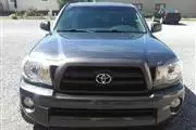 $12000 : 2011 Toyota Tacoma SR5 4x4 thumbnail