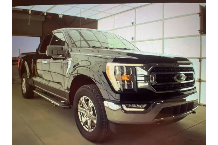$39899 : Ford F-150 2023 4x4 XLT 4dr image 5
