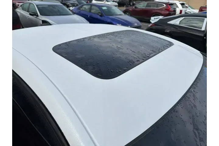 $28367 : Honda Accord Hybrid 2023 Spo image 8