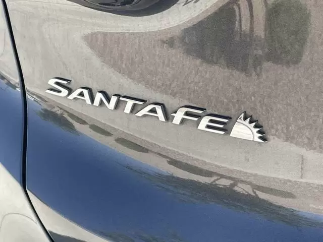 $22011 : HYUNDAI SANTA FE SEL image 8