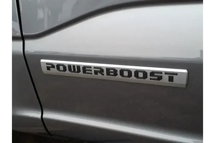 $39685 : Ford F-150 2023 4x4 XLT 4dr image 9