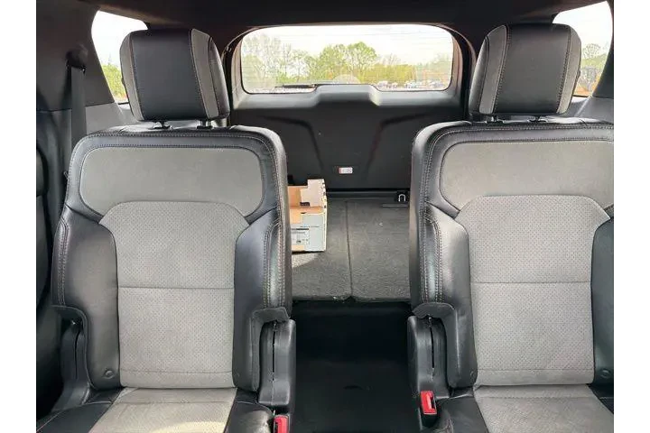 $16992 : Ford Explorer 2017 XLT 4dr S image 9