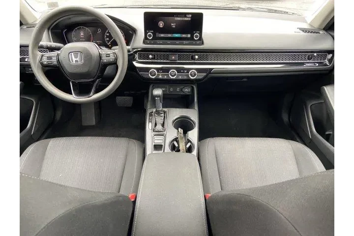 $21995 : Honda Civic 2025 LX 4dr Seda image 10