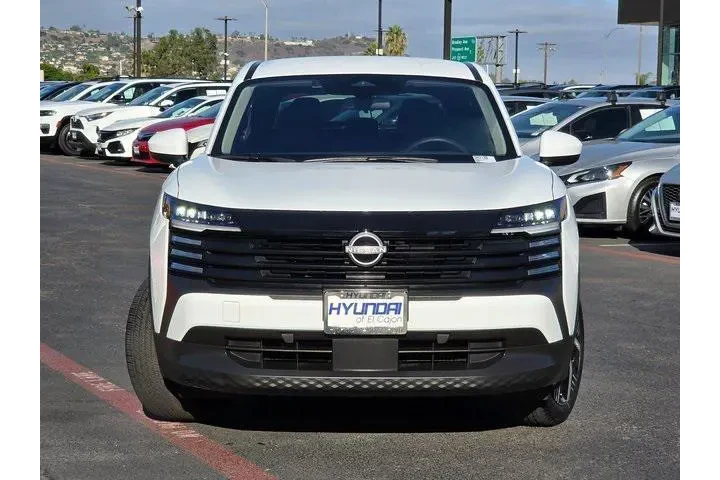 $20995 : Nissan Kicks 2025 SV 4dr Cro image 3