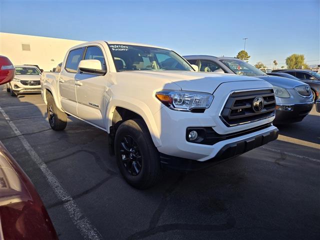 $33889 : Pre-Owned 2021 Tacoma 2WD image 5