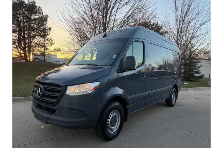 $20997 : 2019 Mercedes-Benz Sprinter 2 image 2