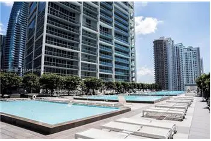 $4600 : Rental property with 1 bedro image 9