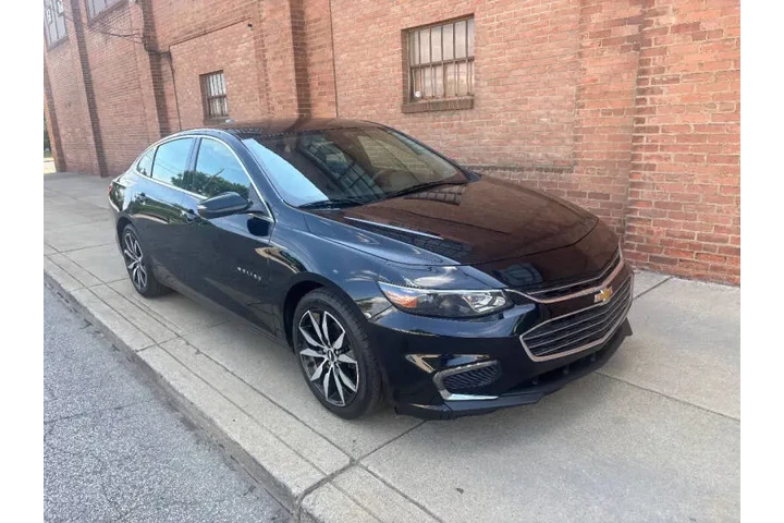 $12999 : 2017 Malibu LT image 10