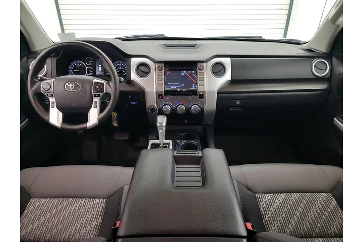 $33998 : Toyota Tundra 2018 4x4 SR5 4 image 9