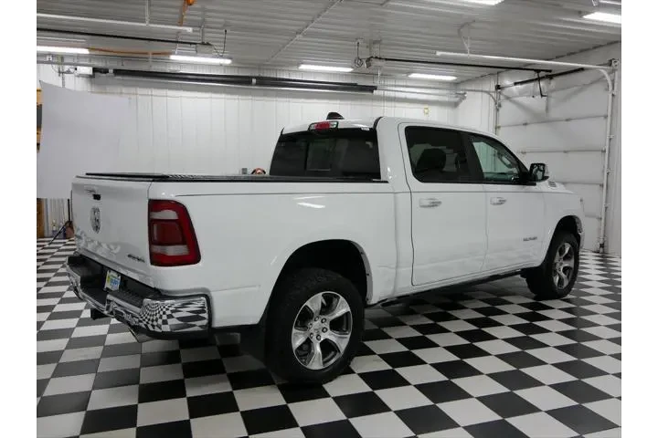 $31997 : Ram 1500 2021 4x4 Laramie 4d image 3