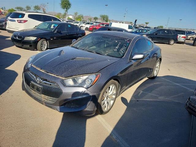 $9995 : 2013 Genesis Coupe 2.0T Premi image 1