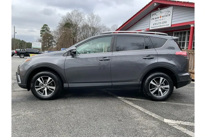 $14985 : Toyota RAV4 2017 AWD XLE 4dr image 8