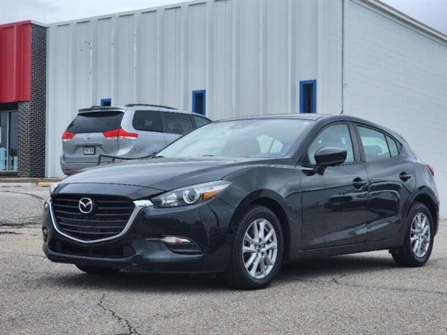 $10990 : 2018 MAZDA3 Sport image 4