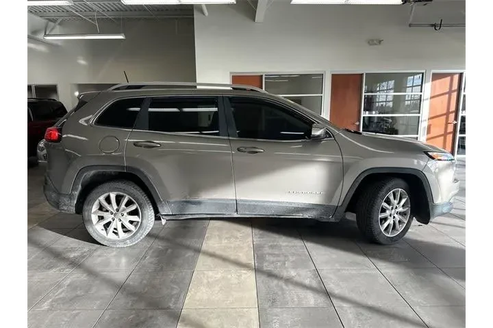 $11500 : Jeep Cherokee 2016 Limited 4 image 7