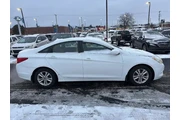 $4511 : Hyundai SONATA 2011 GLS 4dr thumbnail
