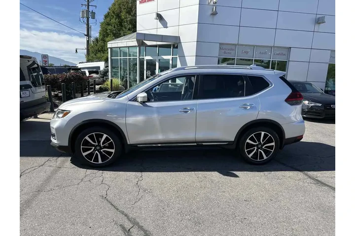 2018 Rogue SL image 9