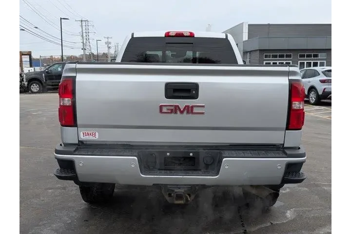 $39996 : GMC Sierra 2500HD 2018 4x4 D image 4