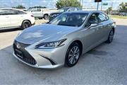 2021 LEXUS ES 300h thumbnail