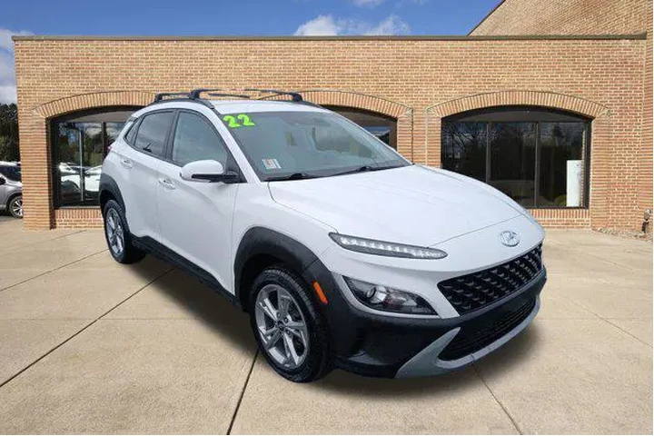 $19000 : Hyundai KONA 2022 AWD SEL 4d image 1