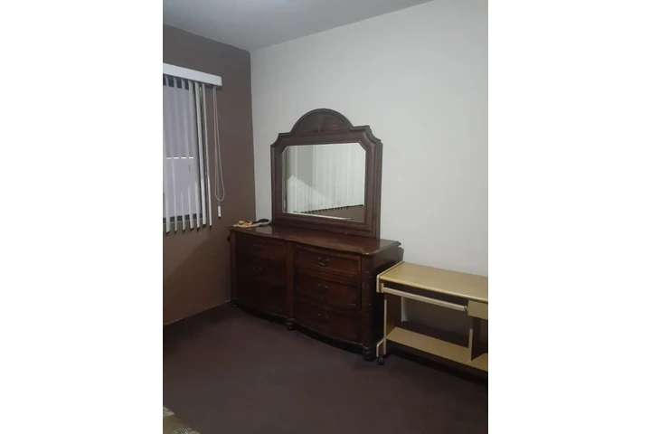 $6000 : Amplia habitación image 3